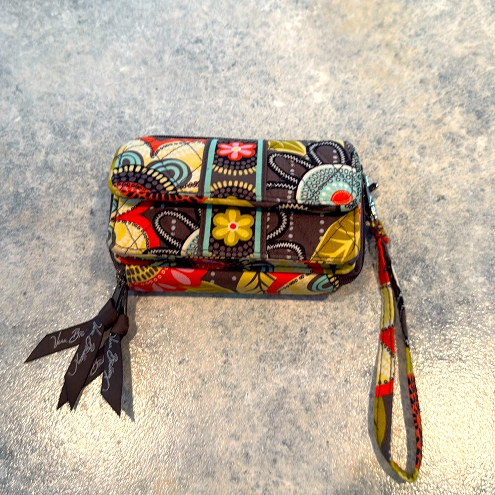 Vera Bradley zipper wristlet